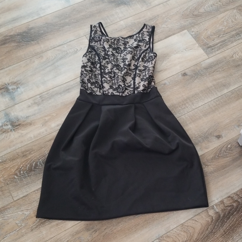 Black and tan dress